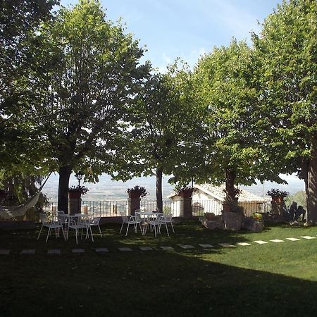 Agriturismo Villa Gabbiano Capodacqua  المظهر الخارجي الصورة